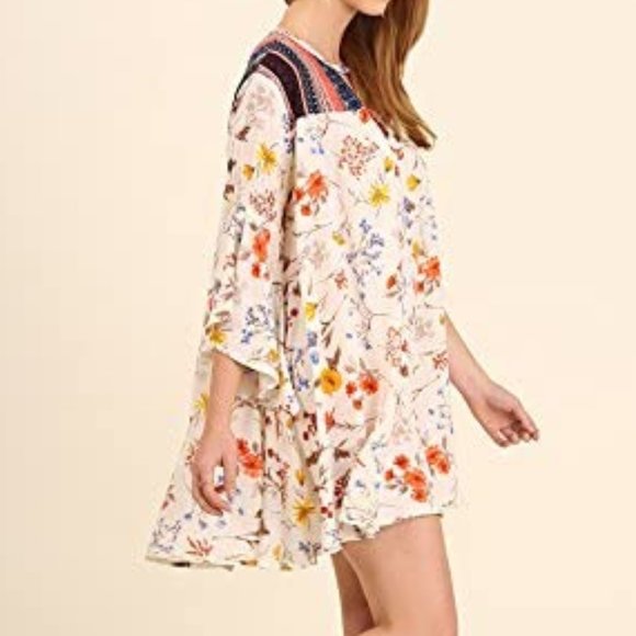 Umgee Floral Boho Keyhole Bell Sleeve Tunic Dress - Picture 4 of 10